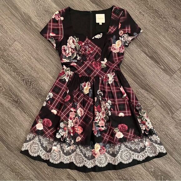 ModCloth floral plaid printed lace dress - Picture 1 of 10
